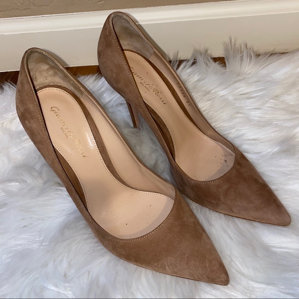 Gianvito Rossi Pointy Toe Pump - image 2